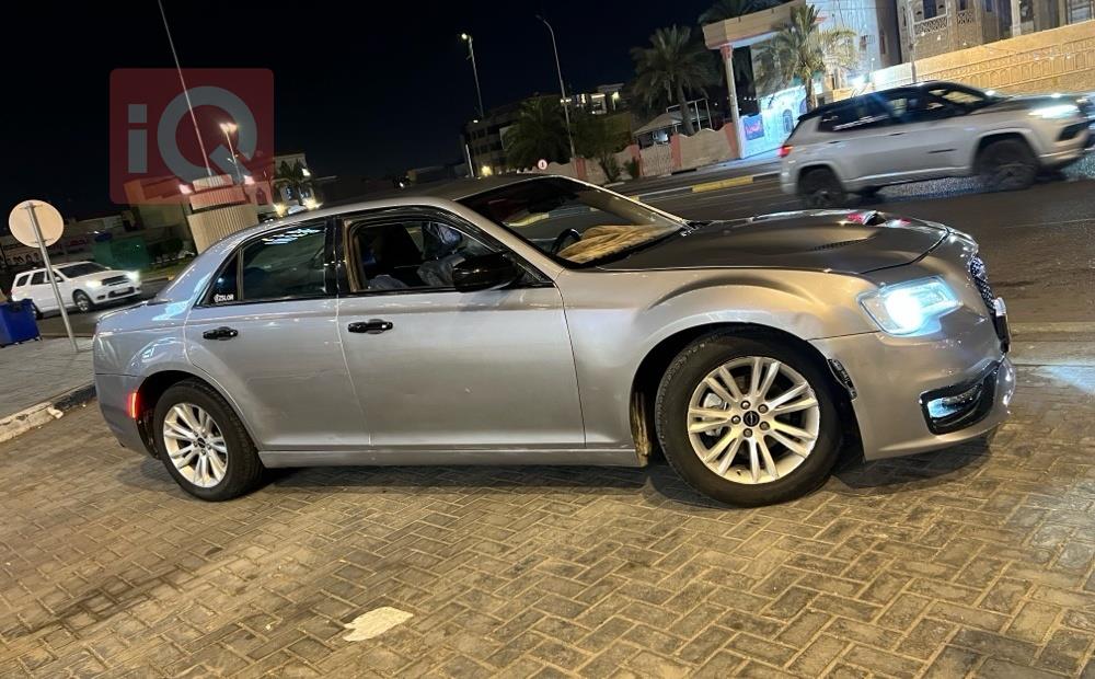 Chrysler 300